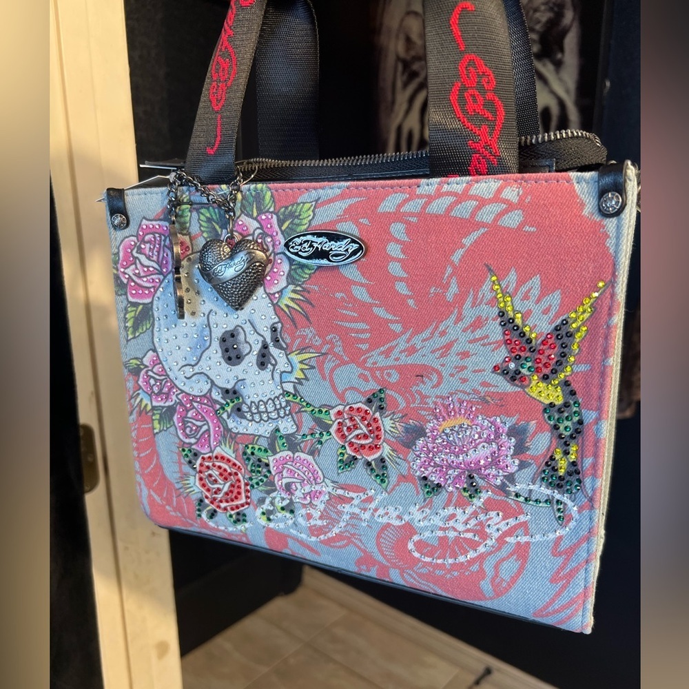 🌹☠️Ed Hardy Skull Rose Rhinestone Denim Tote🌹☠️-NWT - Picture 11 of 17
